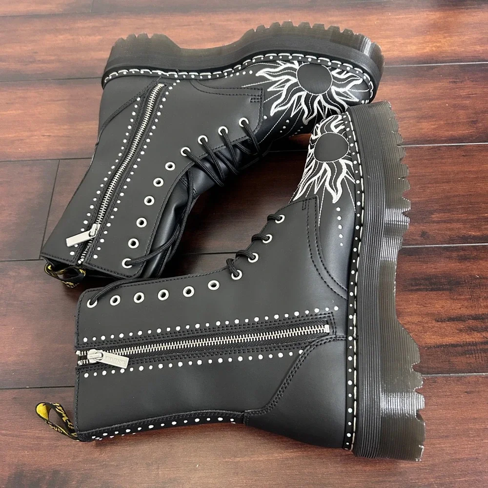 NIB Dr. Martens Jadon Hi Solar Flare Reclaimed Leather Platform Boots Men's 12